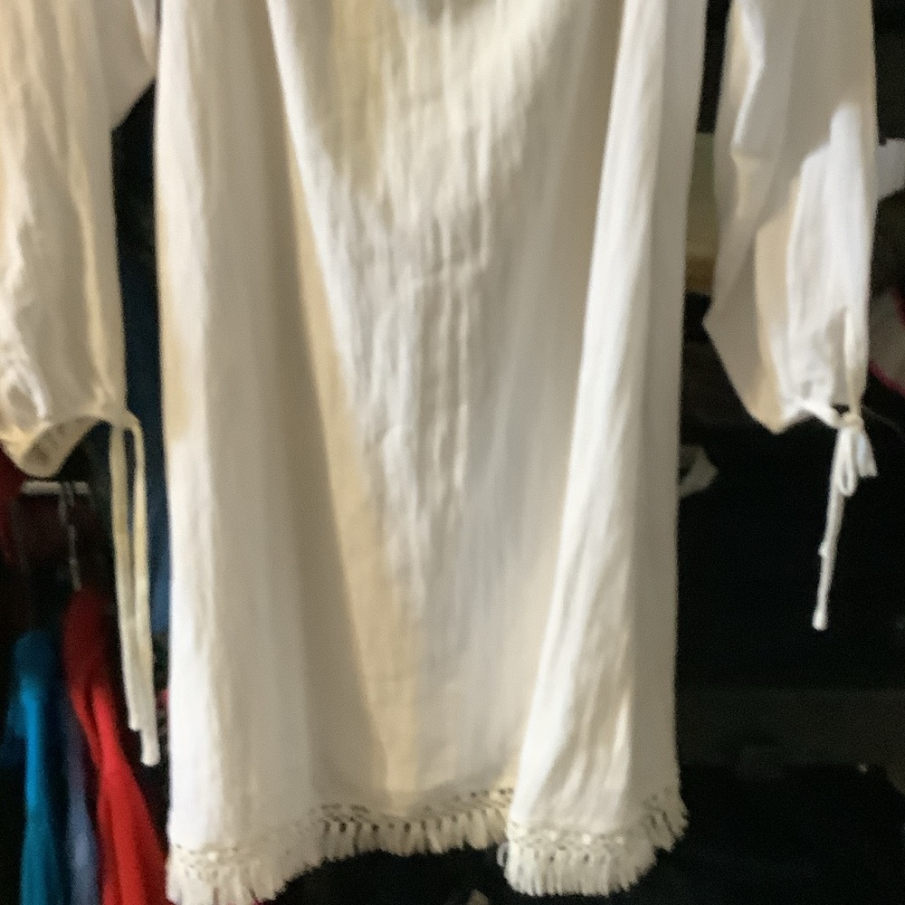 Lilly Pulitzer White tunic, fringe - Picture 4 of 6